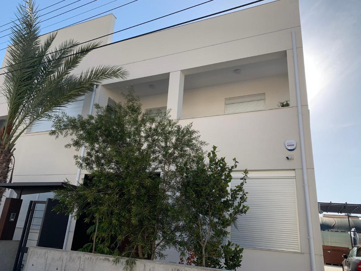 Hôtel Irene Luxury Studio At Strovolos Extérieur photo