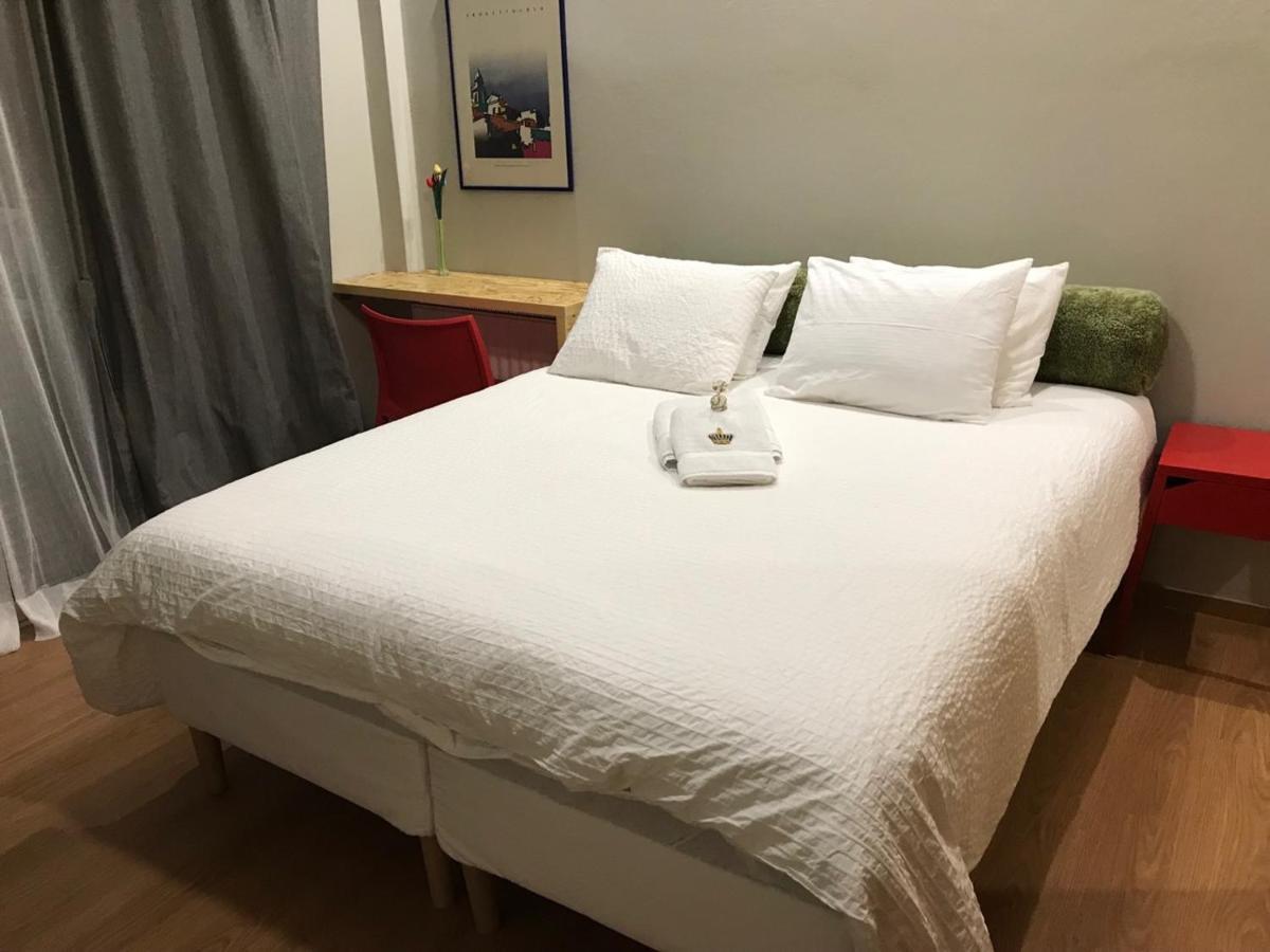 Hôtel Irene Luxury Studio At Strovolos Extérieur photo