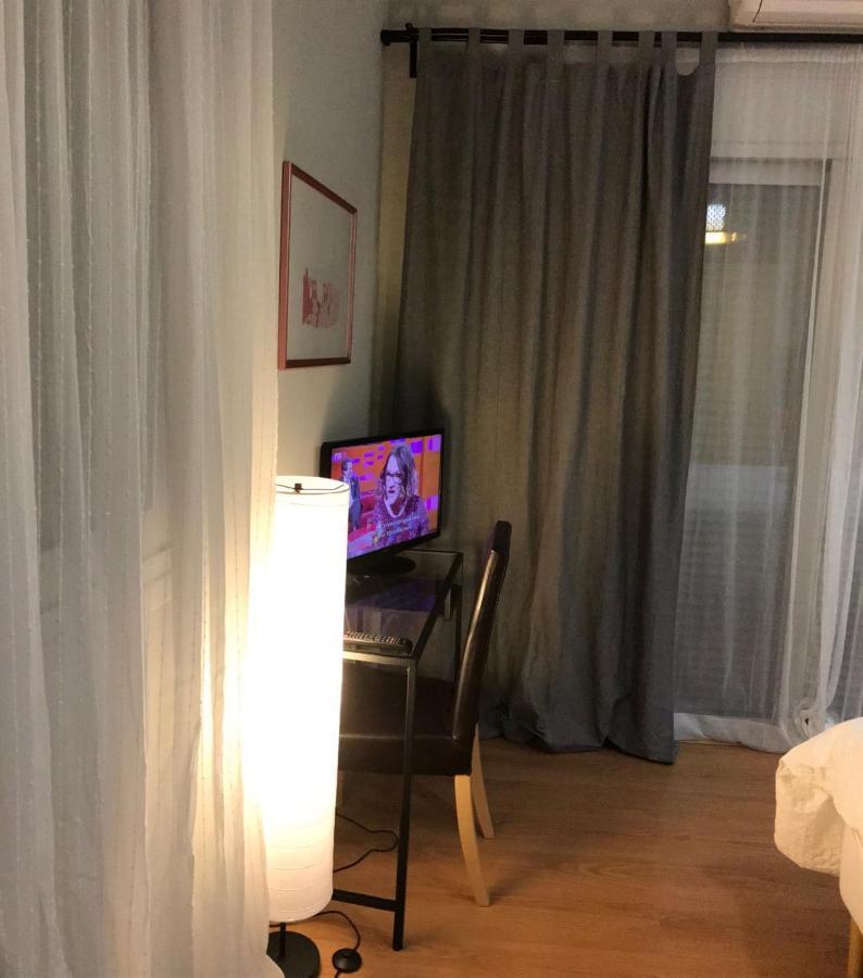 Hôtel Irene Luxury Studio At Strovolos Extérieur photo